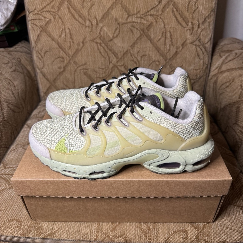 Nike Air Max Terrascape Plus Mens Size 10.5 Green Athletic Shoes Sneakers
